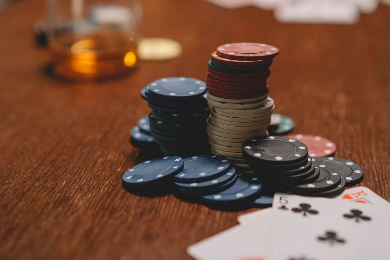 Chọn đúng bàn ngay lần đầu — Poker Room viet60